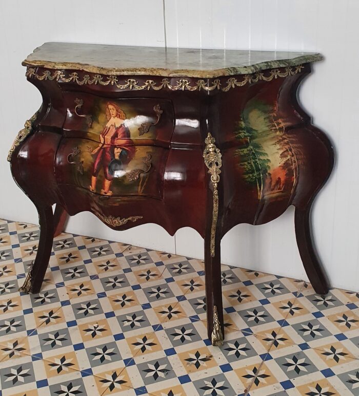 Antiguo mueble comoda con escenas pintadas a mano y relieves en bronce S.XIX - Imagen 3