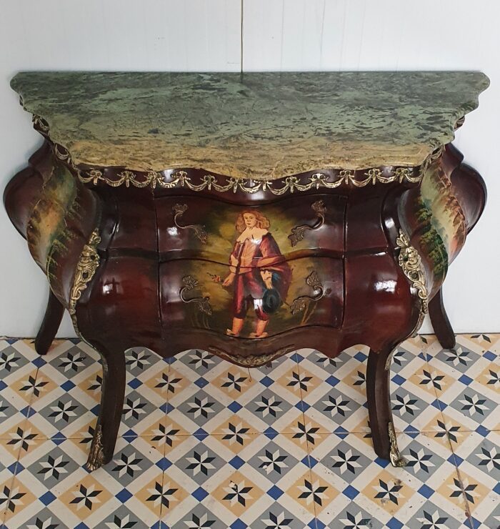 Antiguo mueble comoda con escenas pintadas a mano y relieves en bronce S.XIX - Imagen 2