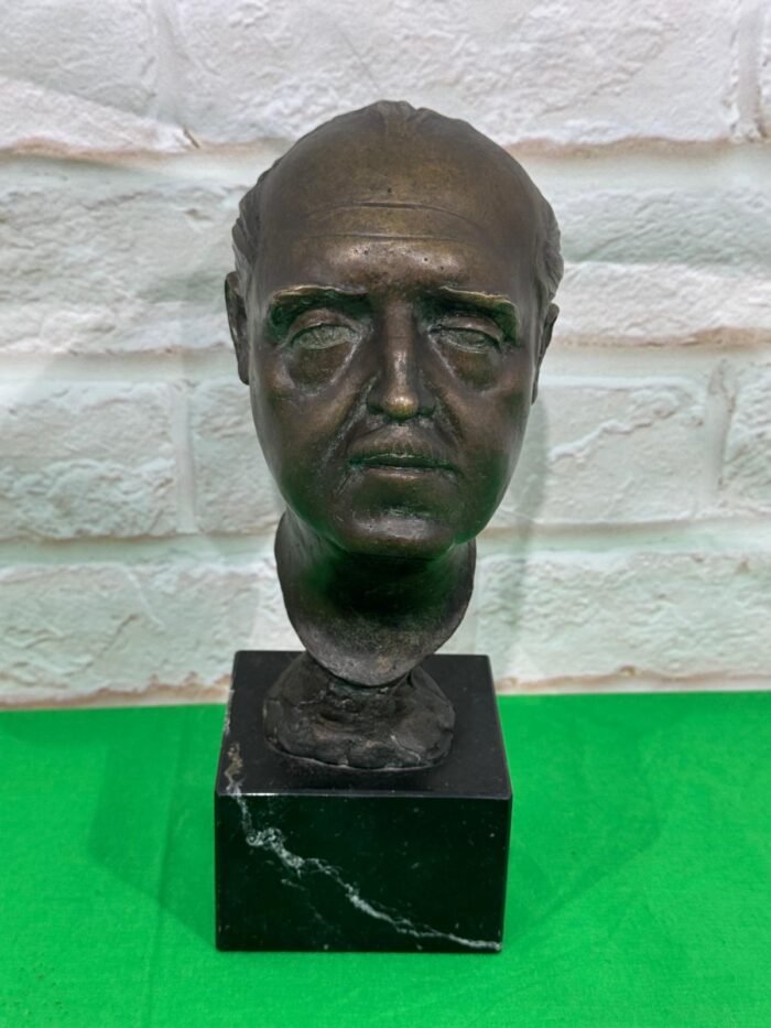 Busto en bronce de Francisco Franco Bahamonde firmado M. Amaya - Imagen 5