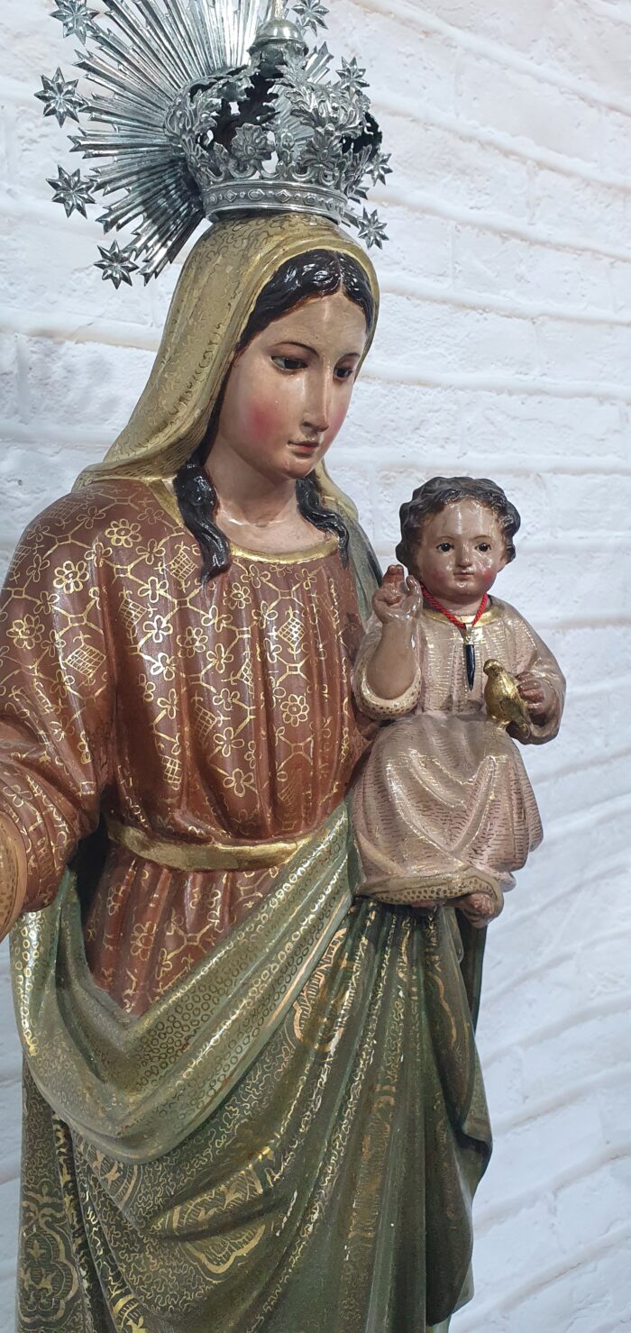 Talla de madera policromada Virgen