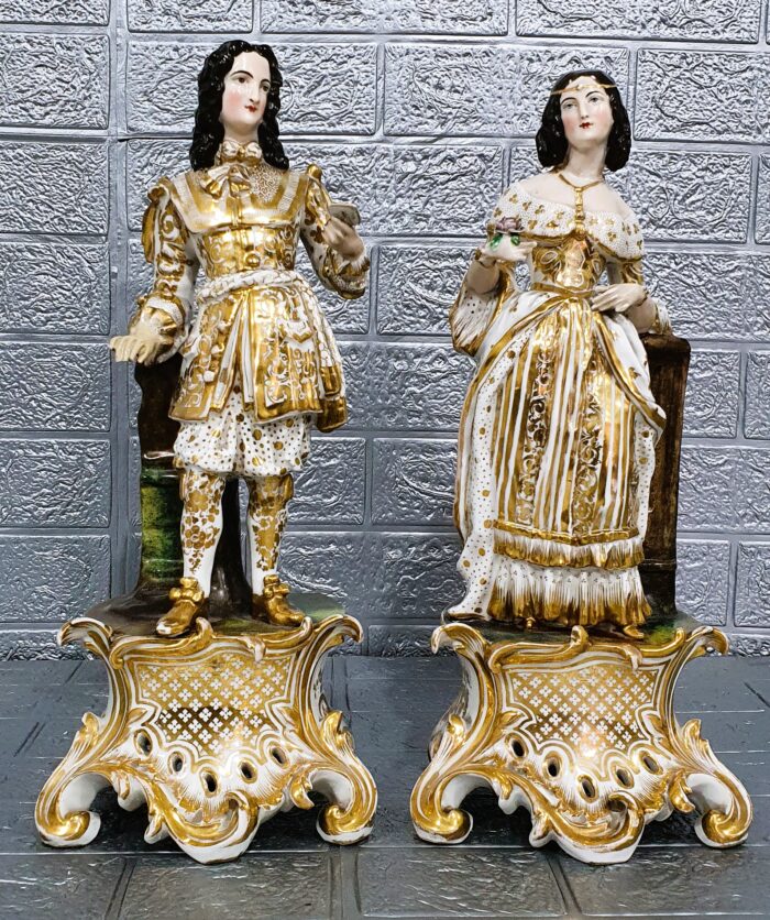 Pareja de figuras porcelana Viejo Paris - Imagen 9