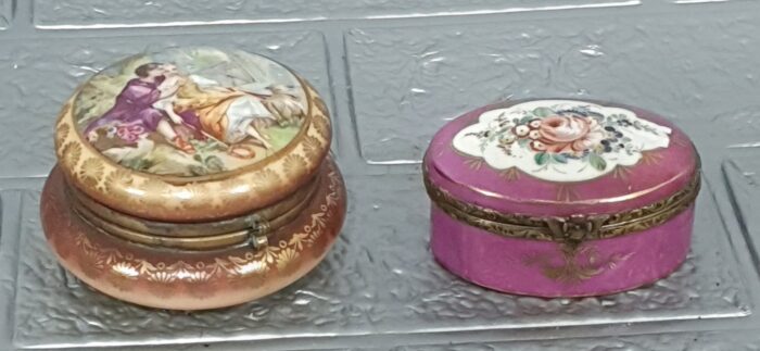 Pareja de joyeros en porcelana - Imagen 6