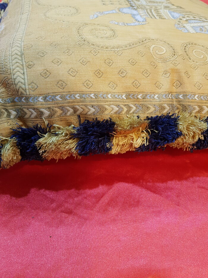 COJIN DECORATIVO - Imagen 3