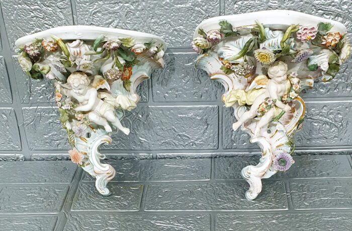 Pareja de ménsulas en porcelana - Imagen 7