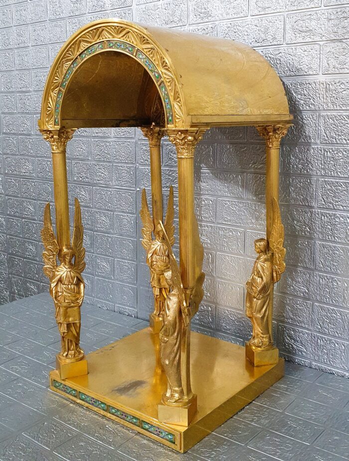 Manifestador, Capilla