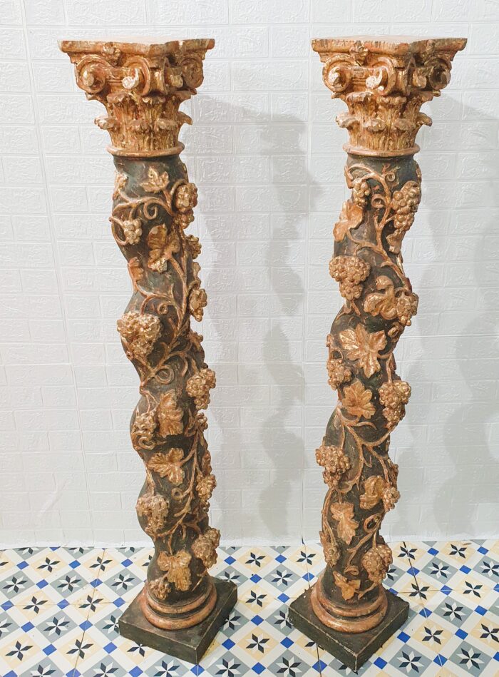 Pareja de columnas salomónicas - Imagen 11