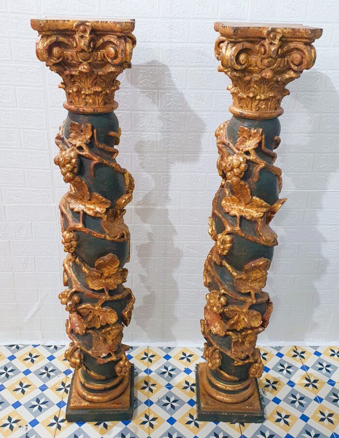 Pareja de columnas salomónicas - Imagen 7
