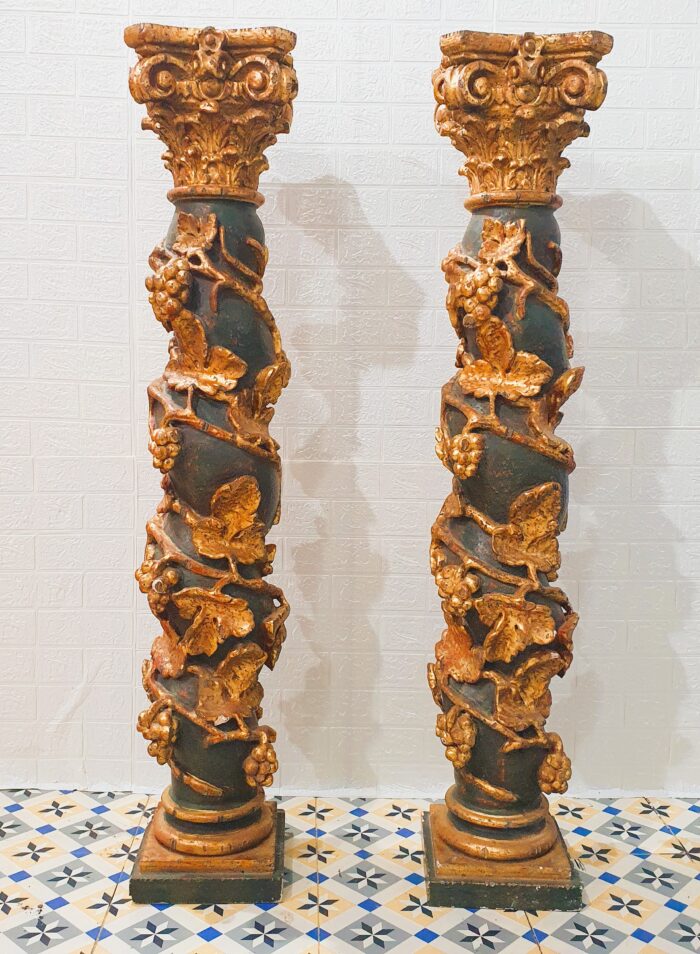 Pareja de columnas salomónicas - Imagen 6