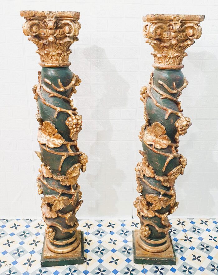Pareja de columnas salomónicas - Imagen 2