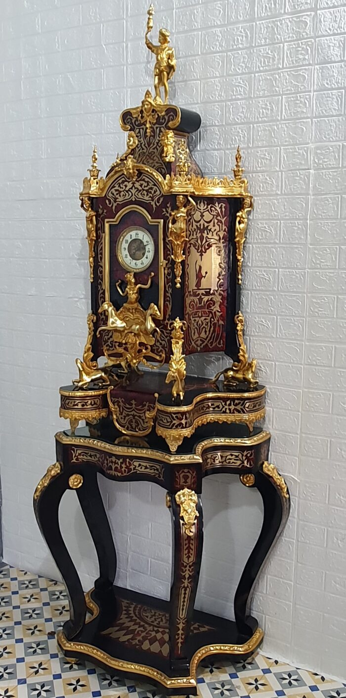 Reloj de consola estilo barroco