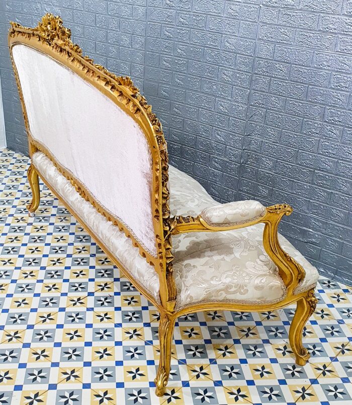 Conjunto sofá con dos sillones y mesa auxiliar estilo Luis XV - Imagen 7