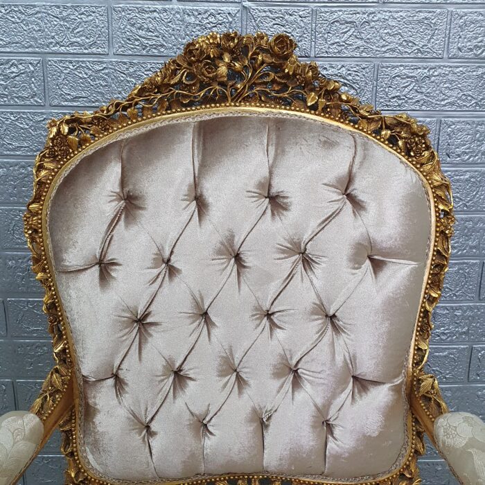 Conjunto sofá con dos sillones y mesa auxiliar estilo Luis XV - Imagen 4