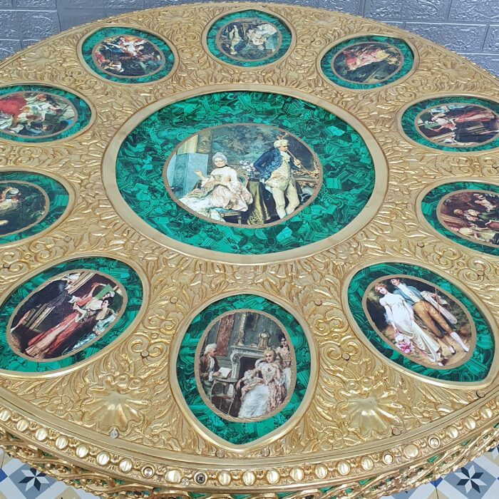 Mesa de estilo neoclásica - Imagen 3