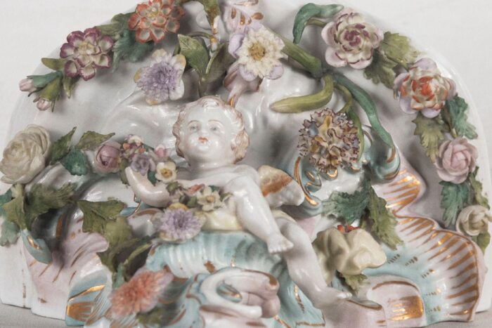 Pareja de ménsulas en porcelana - Imagen 6