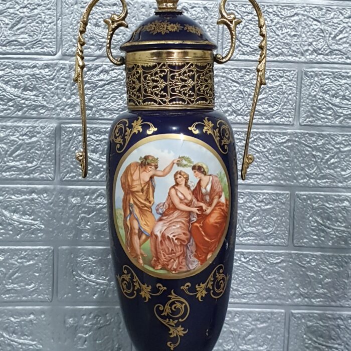 Pareja de jarrones de porcelana - Imagen 5