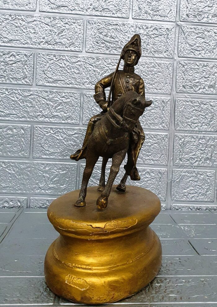 Figura de bronce sobre peana - Imagen 5